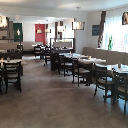 Weinhaus Hotel Норддайх Екстериор снимка